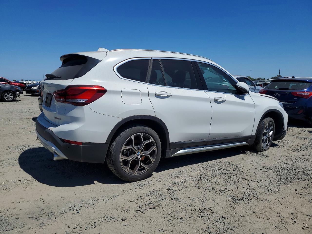 2022 BMW X1 Sdrive28I - zdjęcie 3