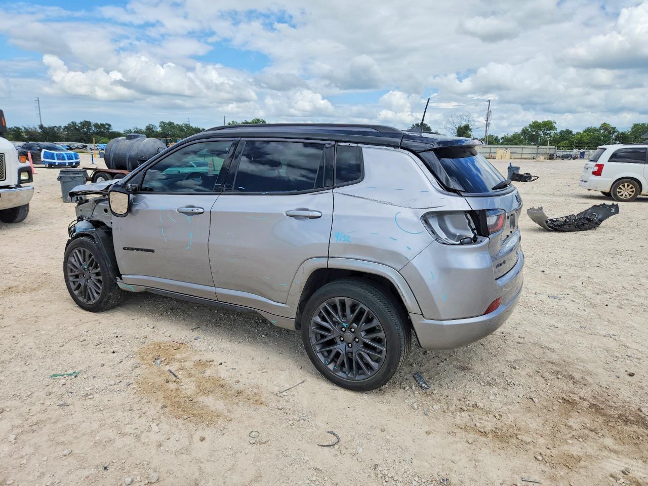 2022 Jeep Compass Limited - zdjęcie 2