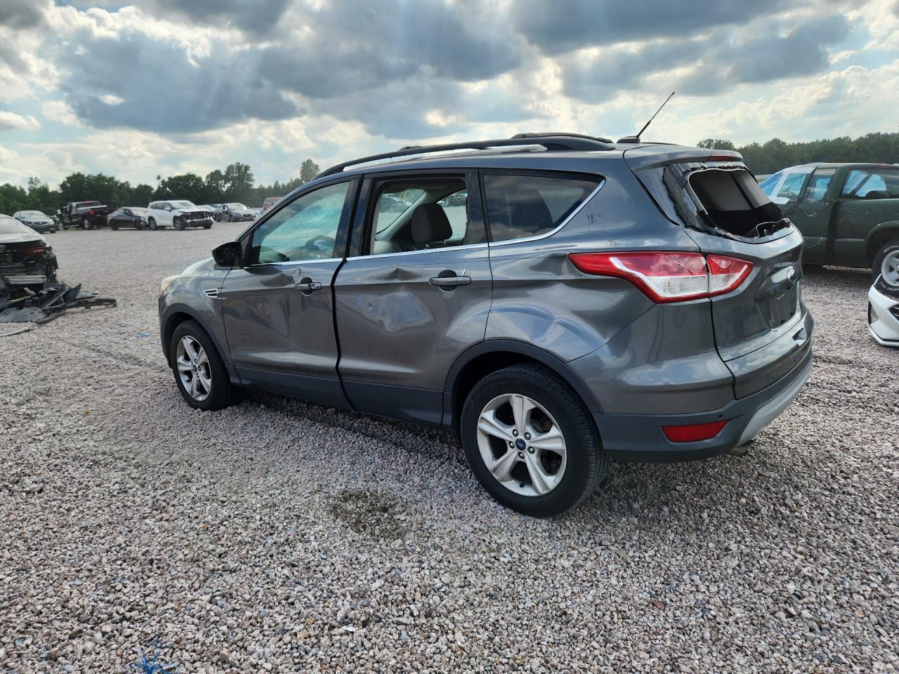 2014 Ford Escape - zdjęcie 2