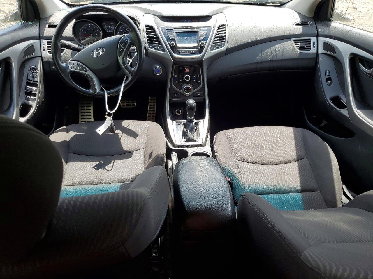 2016 Hyundai Elantra Sport - zdjęcie 8