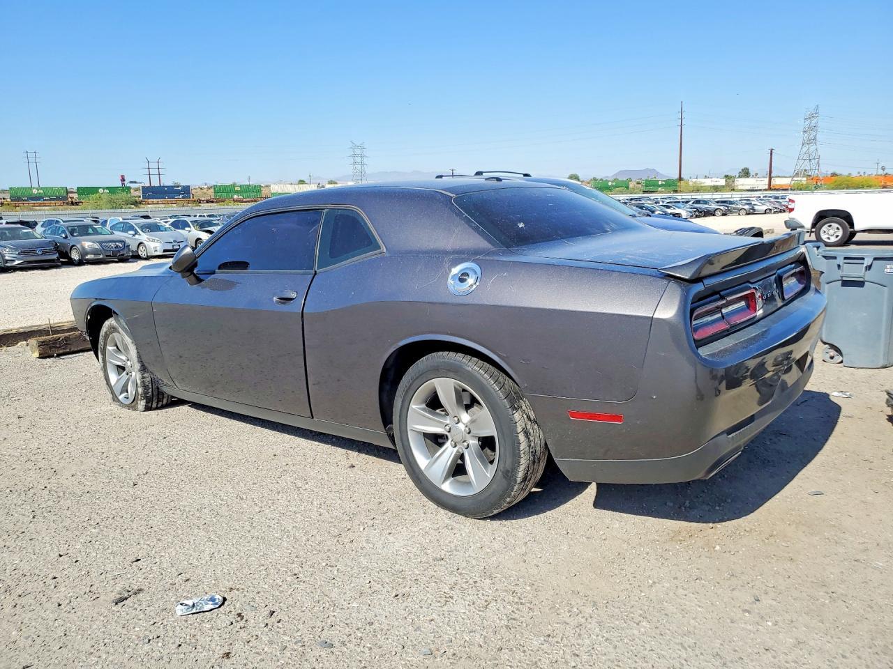 2019 Dodge Challenger Sxt - zdjęcie 2