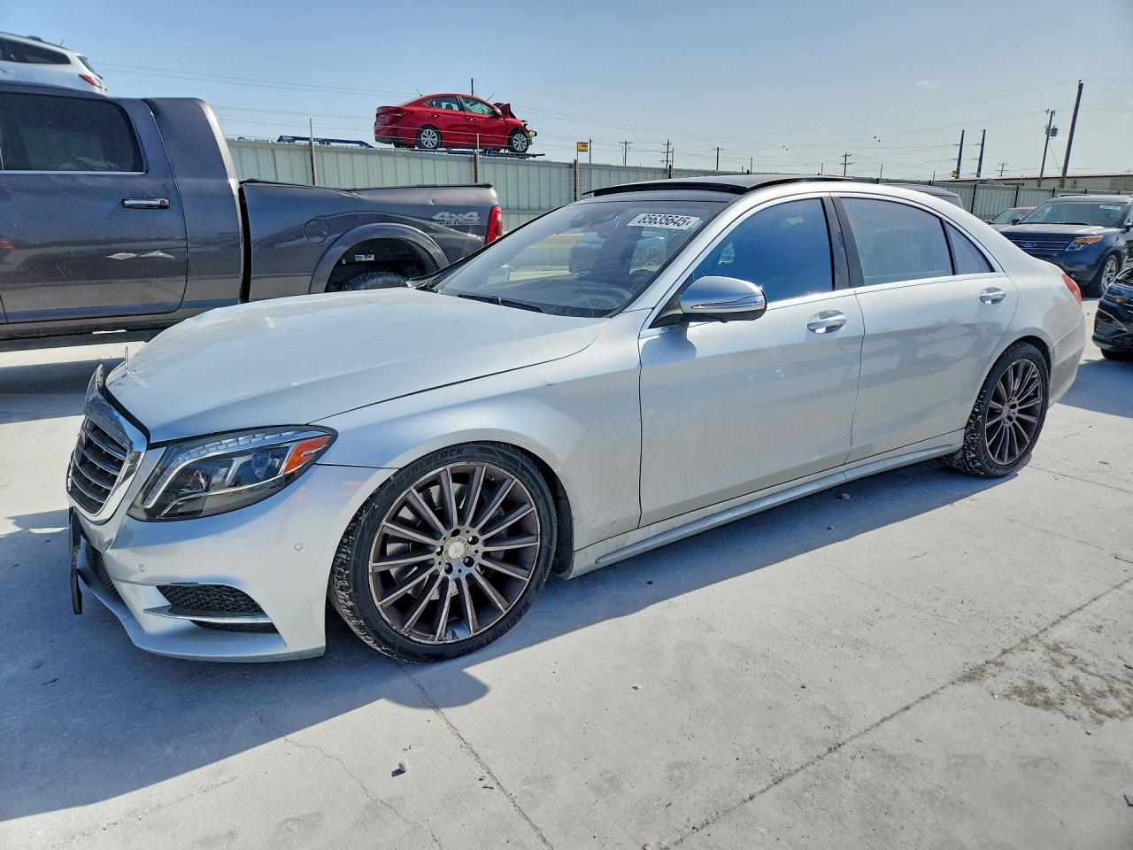 2015 Mercedes-Benz S 550 - zdjęcie główne
