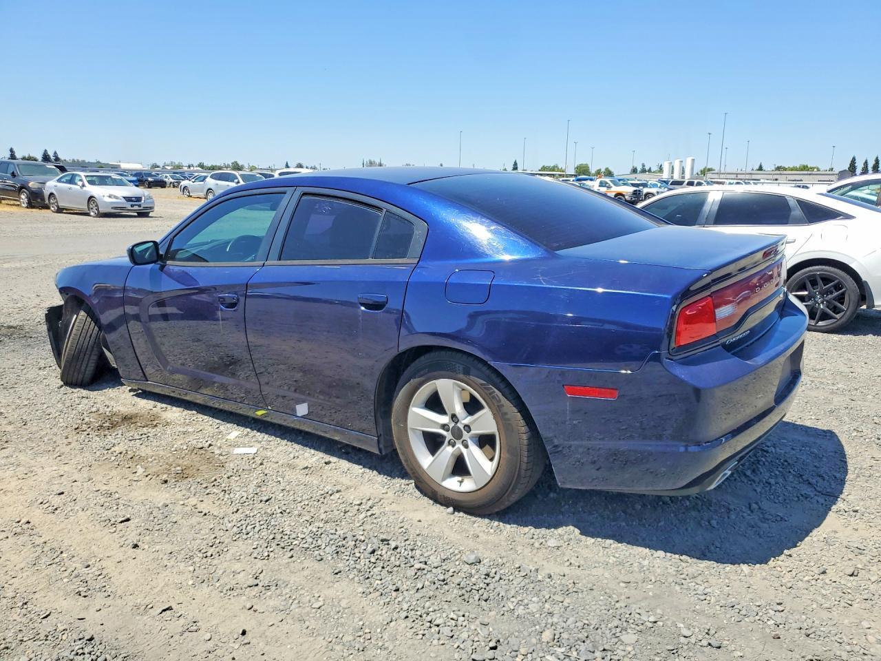 2014 Dodge Charger Se - zdjęcie 2