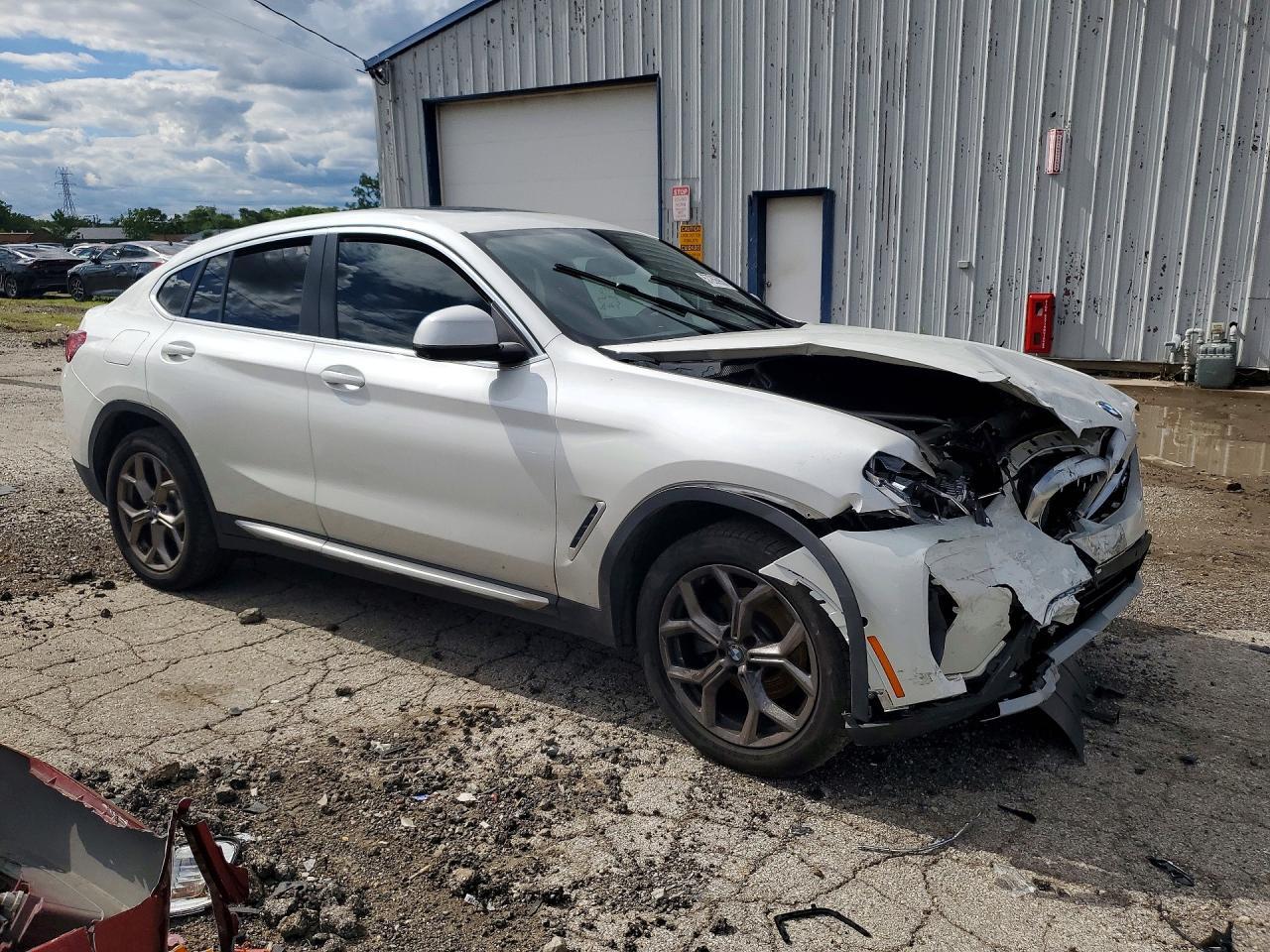 2022 BMW X4 xDrive30I - zdjęcie 4