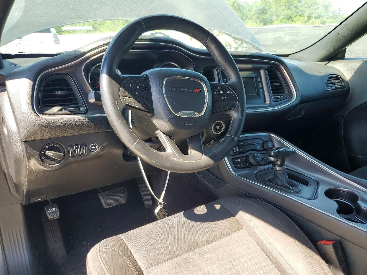 2017 Dodge Challenger Sxt - zdjęcie 8