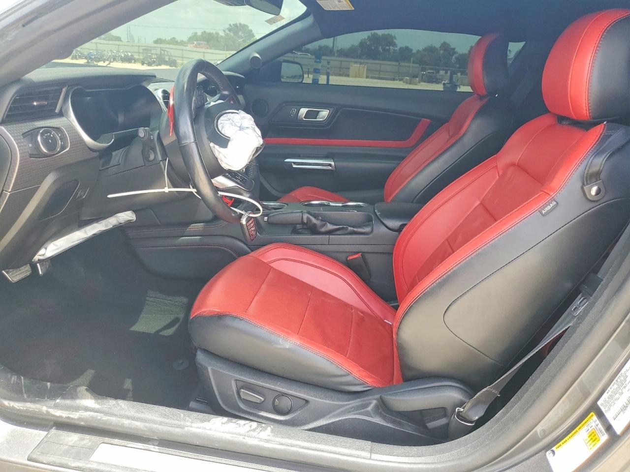 2022 Ford Mustang Gt - zdjęcie 7