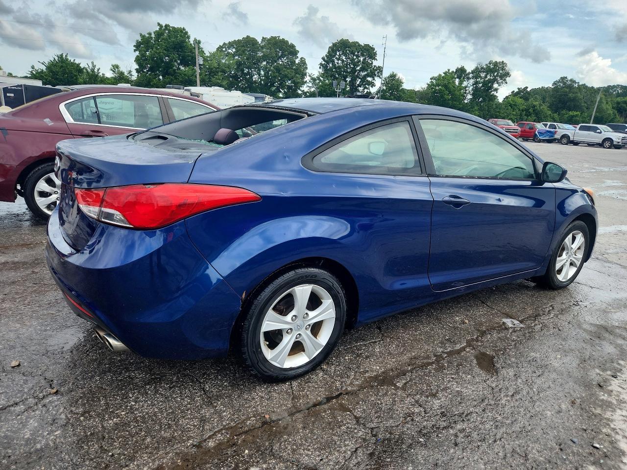 2013 Hyundai Elantra Coupe Gs - zdjęcie 3