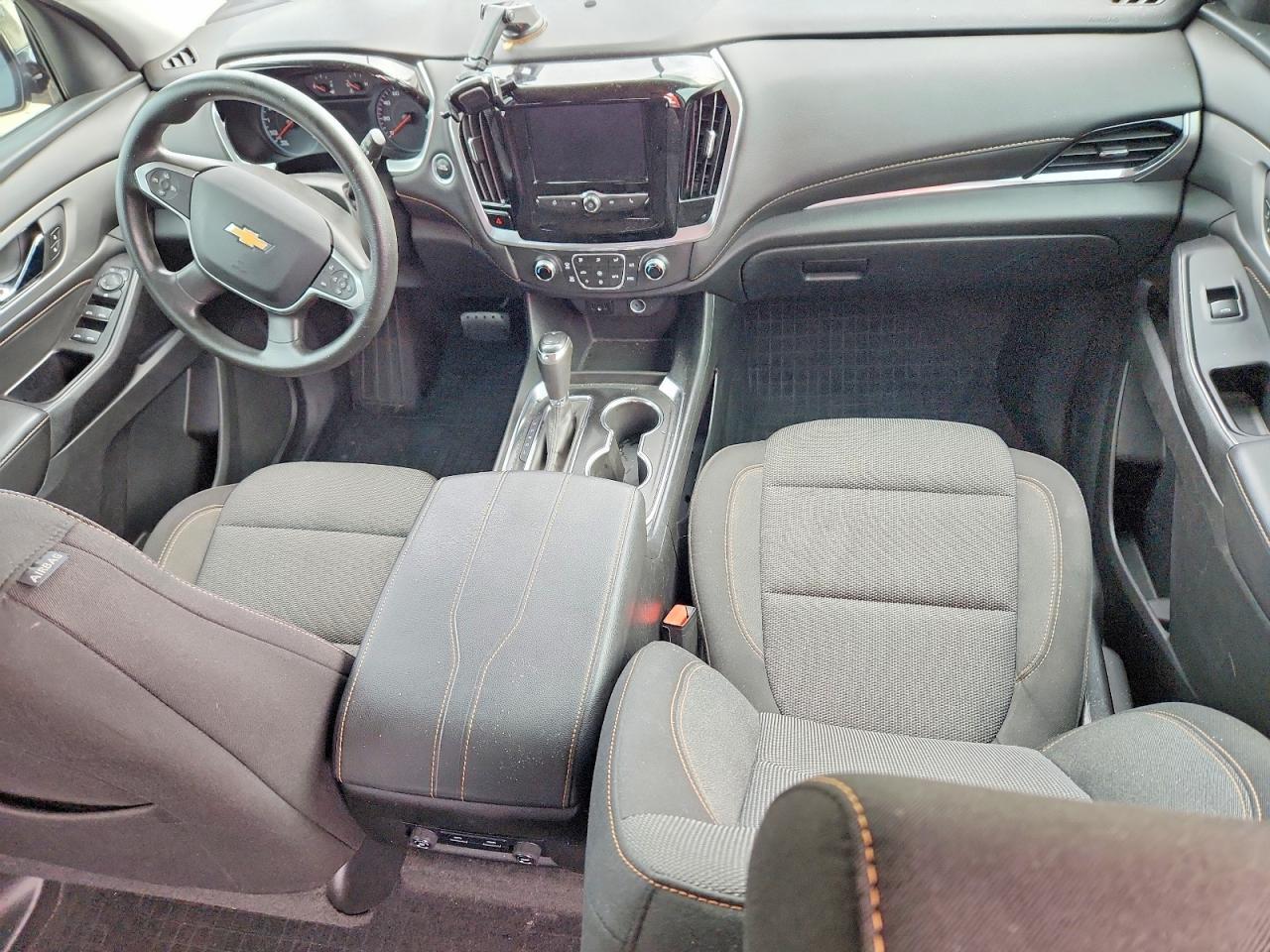 2020 Chevrolet Traverse Ls - zdjęcie 8