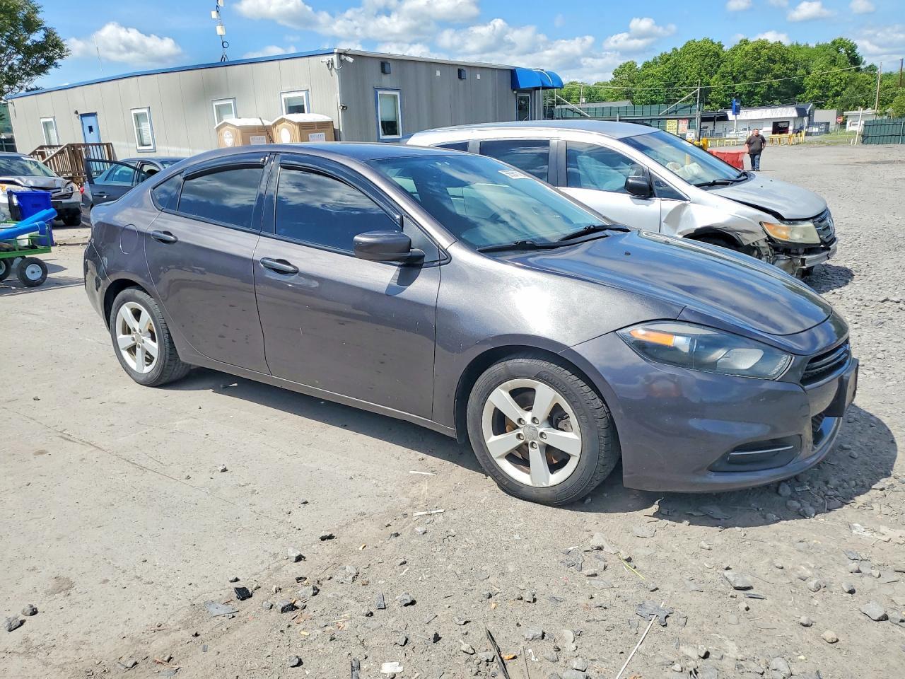 2016 Dodge Dart Sxt - zdjęcie 4