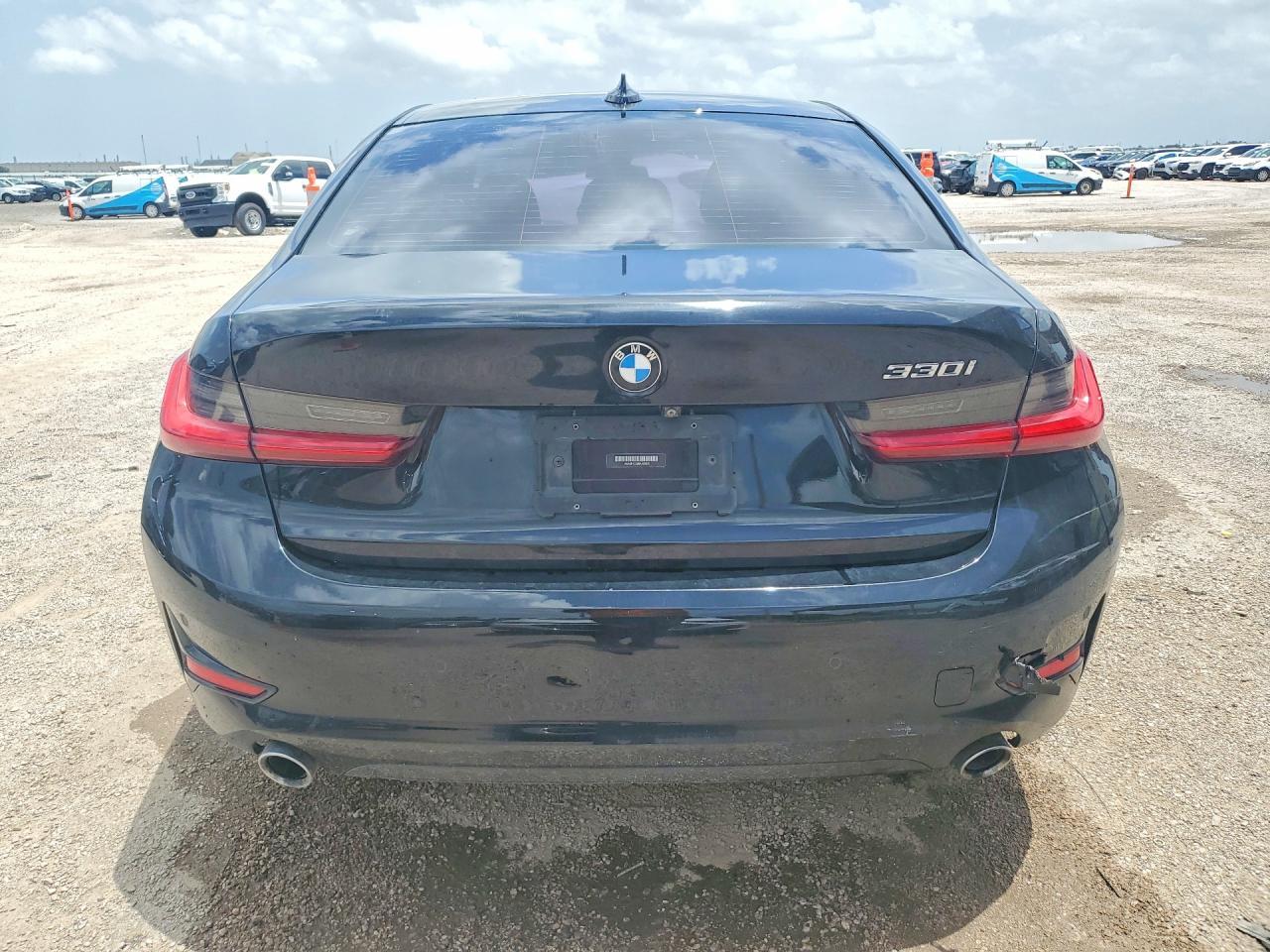 2019 BMW 330I - zdjęcie 6