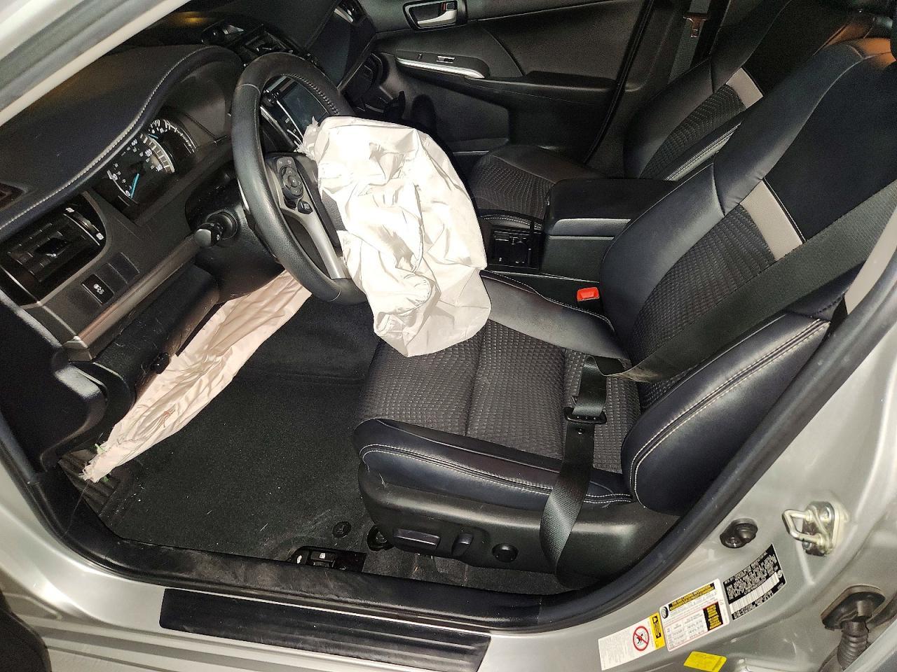 2014 Toyota Camry Se - zdjęcie 7