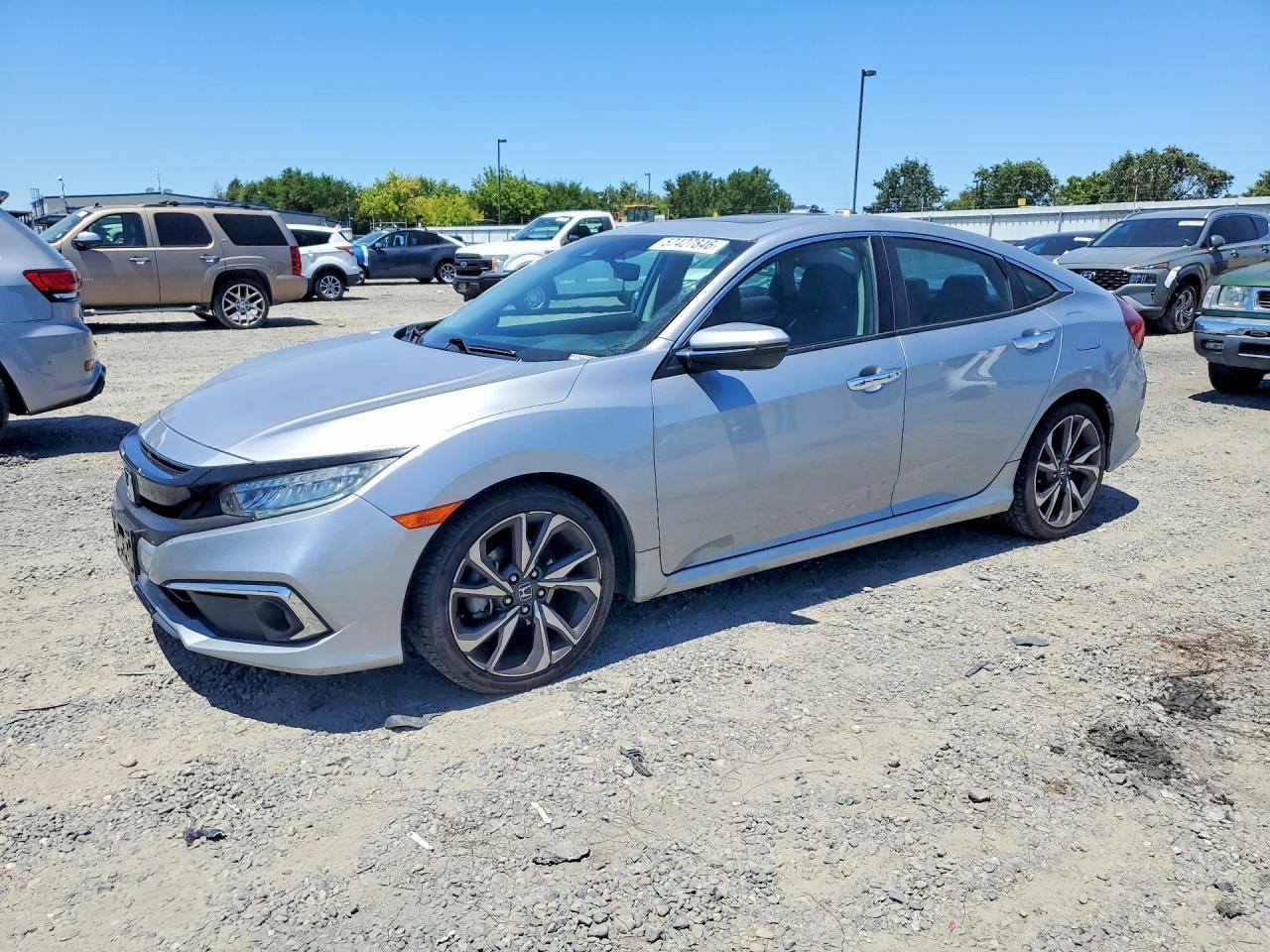 2020 Honda Civic Touring - zdjęcie główne