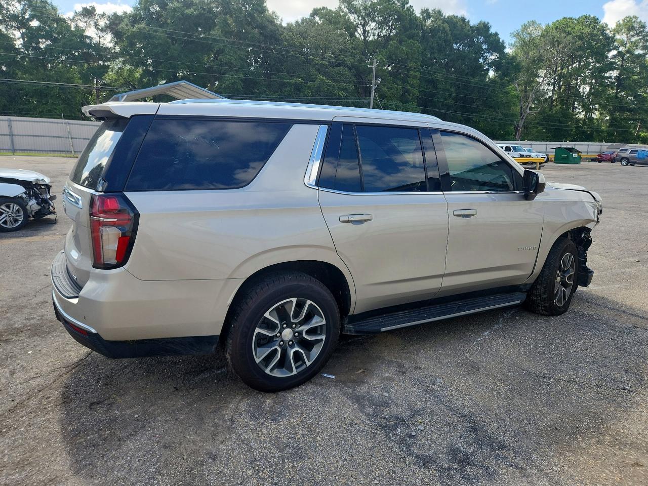 2021 Chevrolet Tahoe C1500 Lt - zdjęcie 3