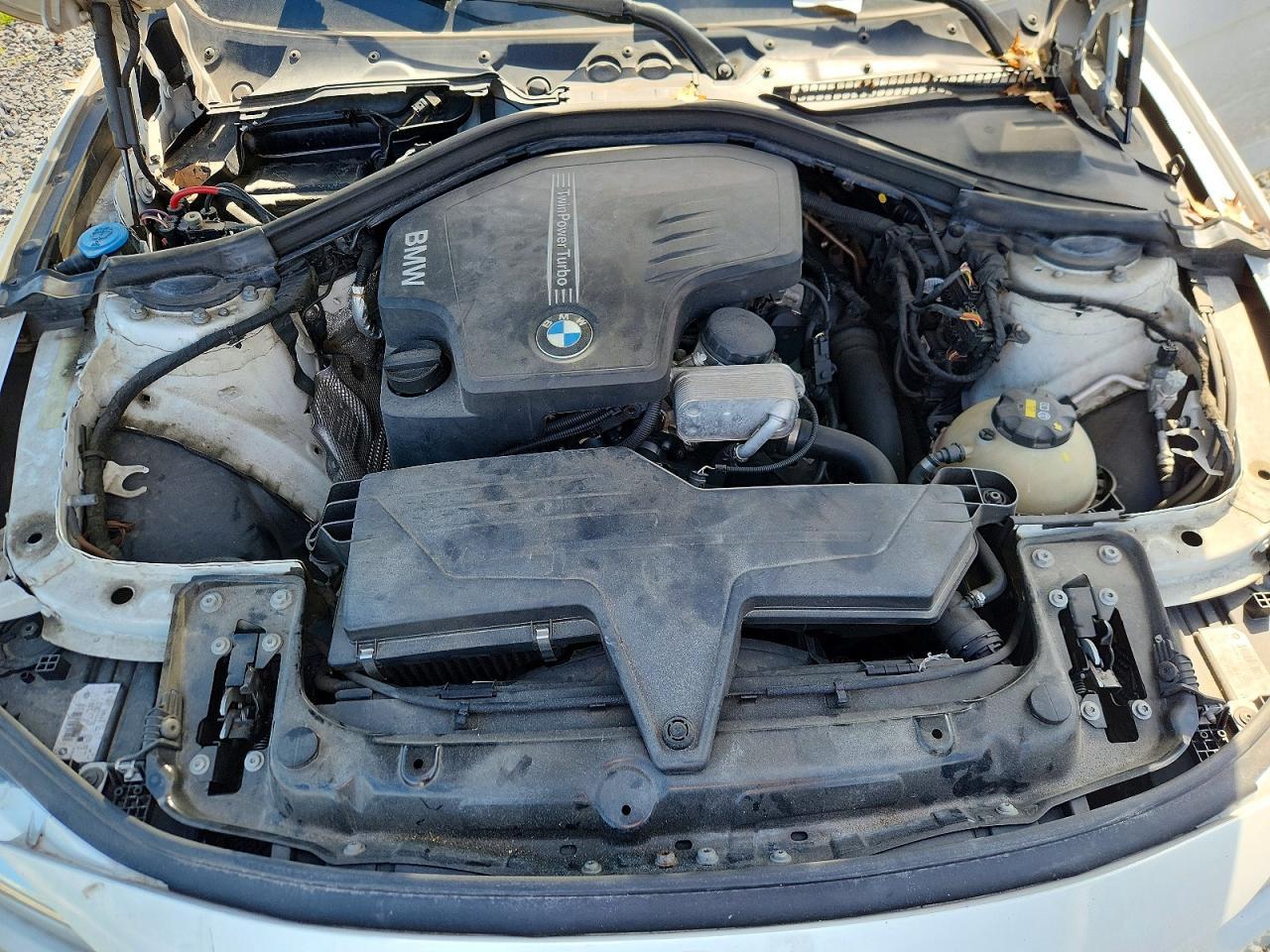 2018 BMW Seria 3 320i - zdjęcie 11