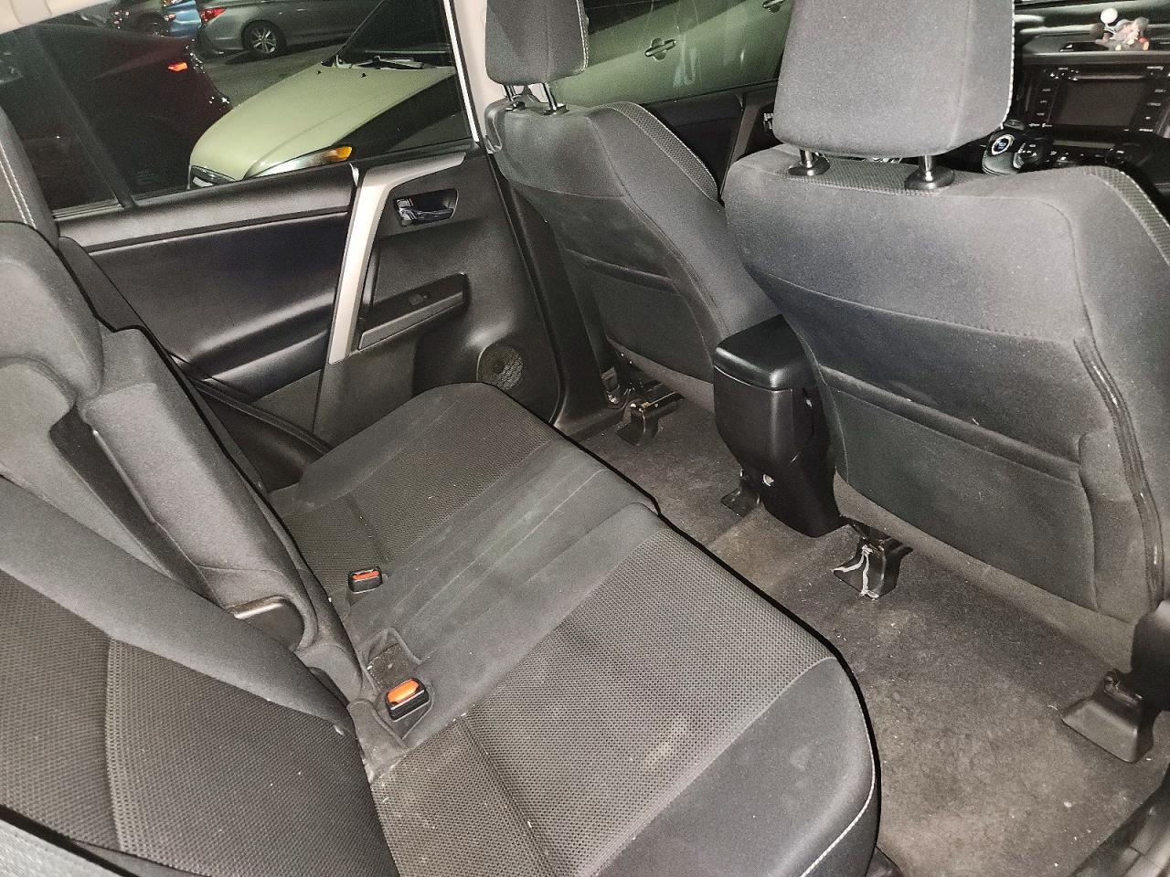2018 Toyota Rav4 Xle - zdjęcie 11