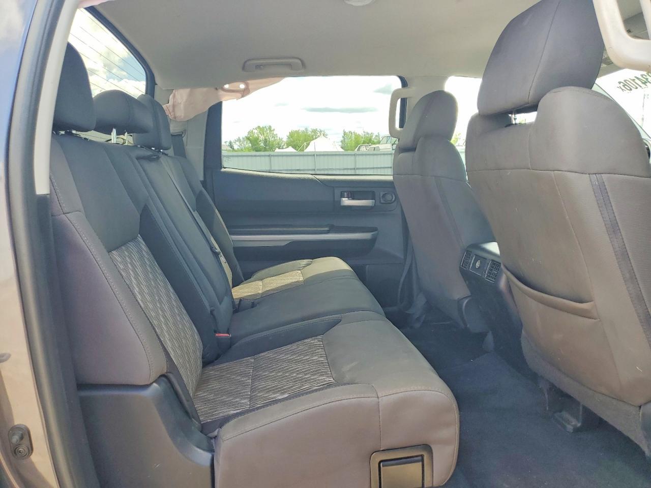 2018 Toyota Tundra Crewmax Sr5 - zdjęcie 10