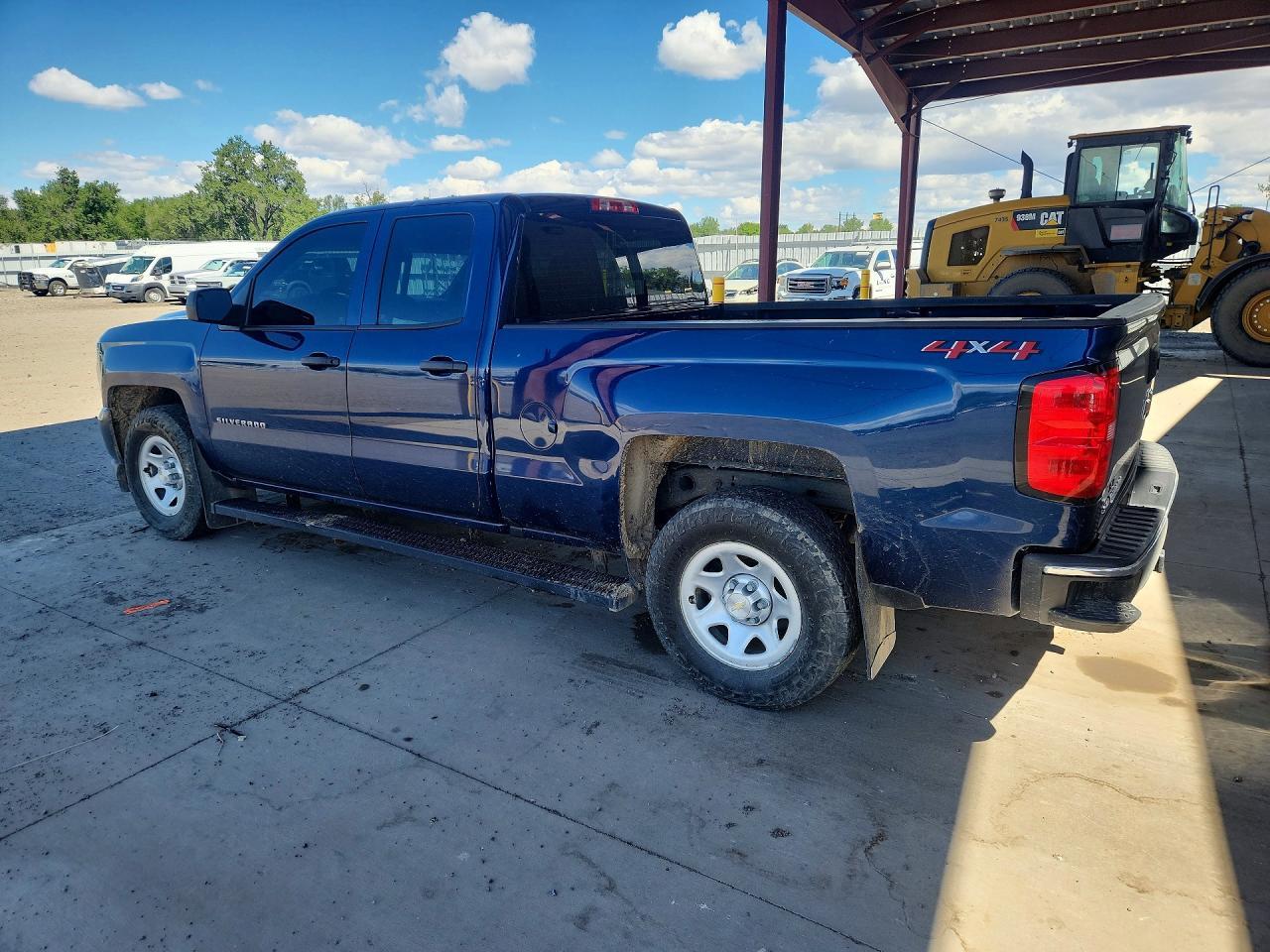 2018 Chevrolet Silverado K1500 - zdjęcie 2