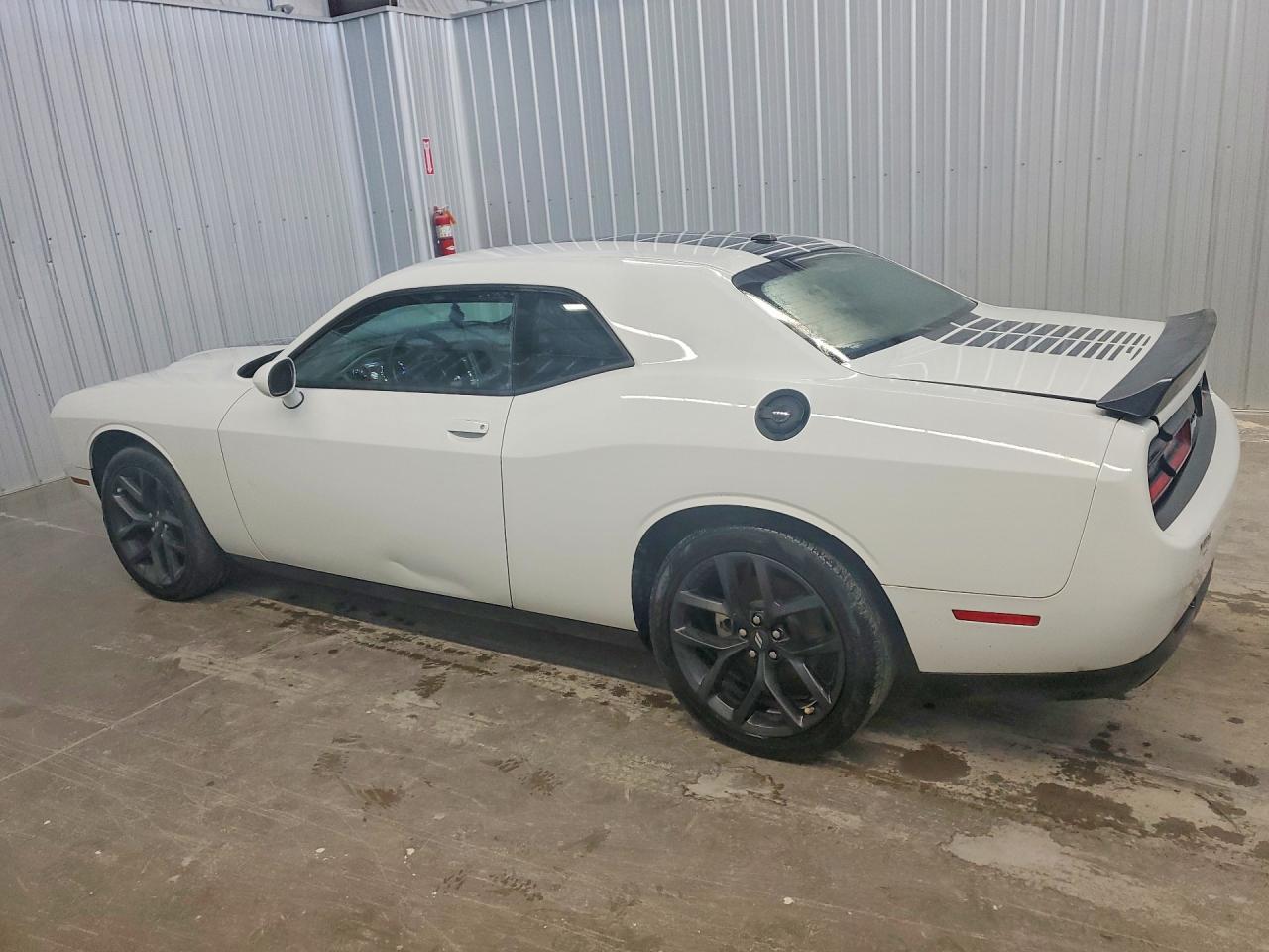 2022 Dodge Challenger Sxt - zdjęcie 2