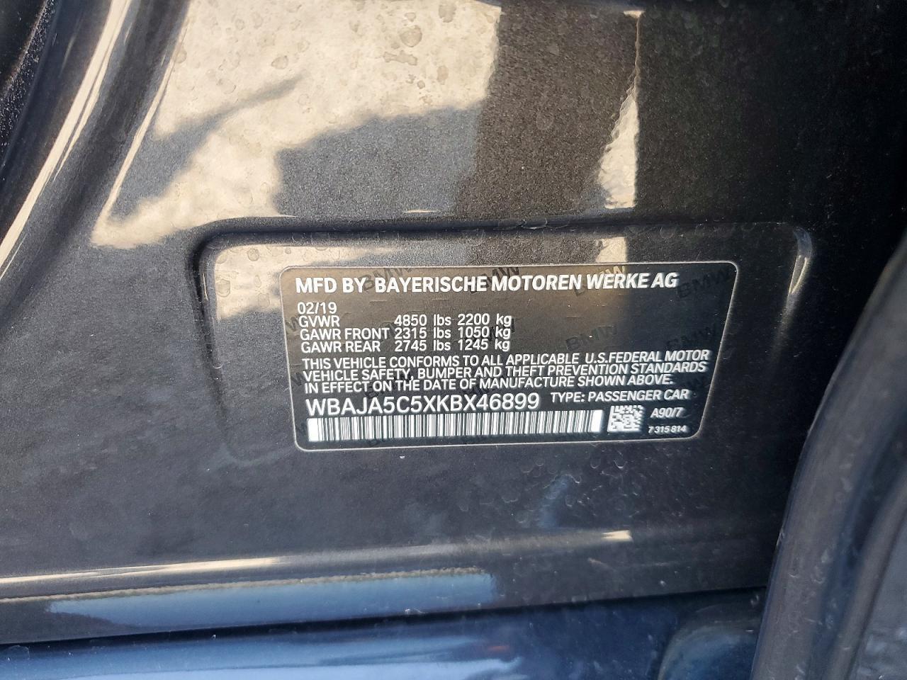 2019 BMW 530 I - zdjęcie 12