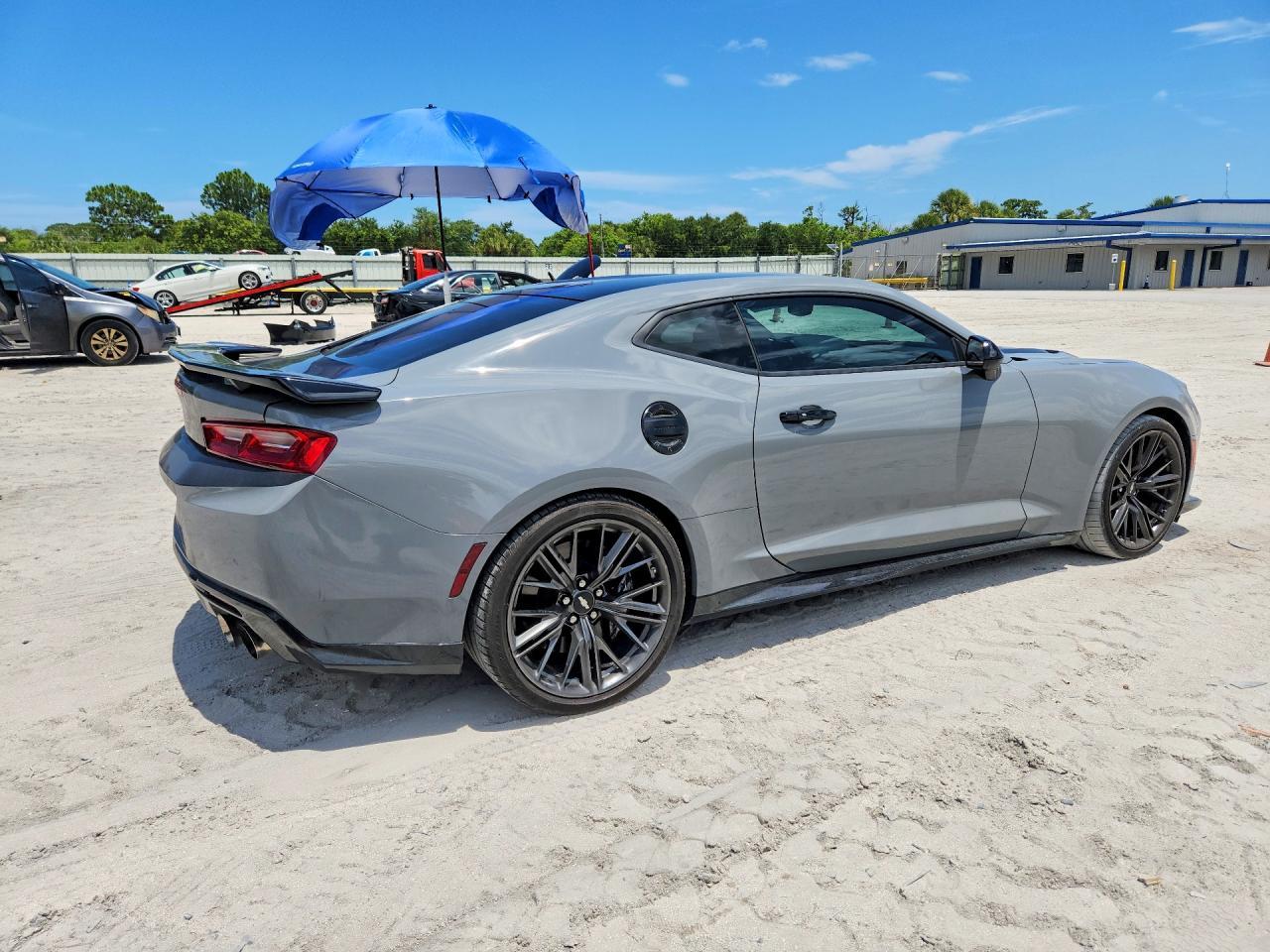 2017 Chevrolet Camaro Zl1 - zdjęcie 3