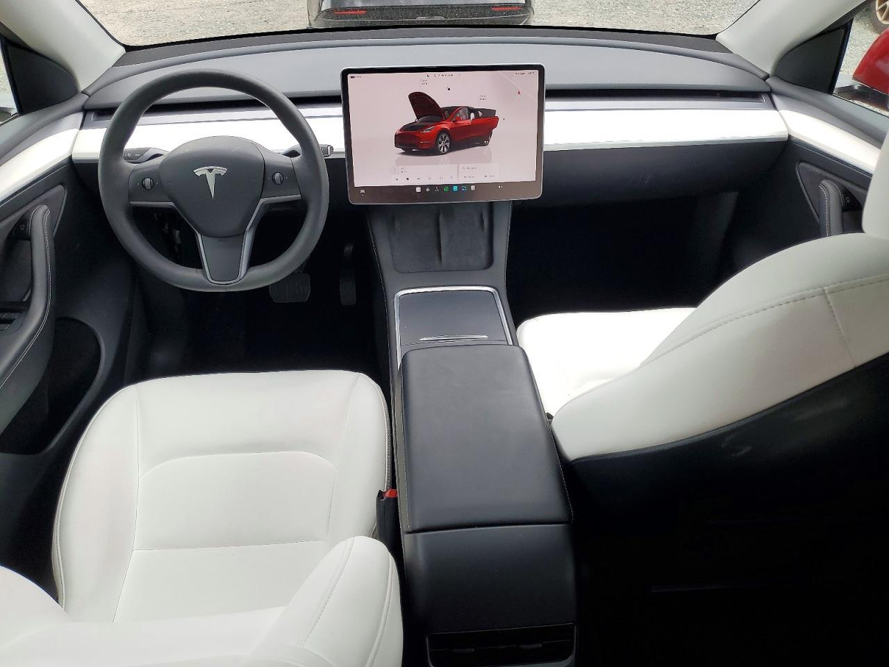 2023 Tesla Model Y - zdjęcie 8