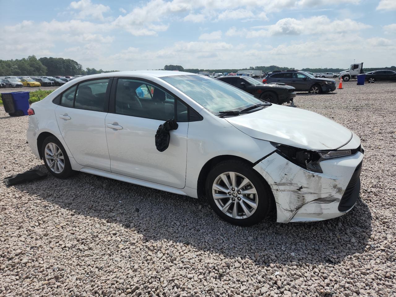 2024 Toyota Corolla Le - zdjęcie 4