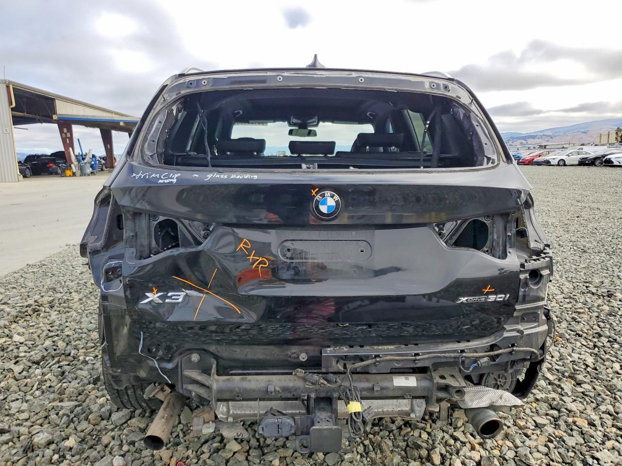 2021 BMW X3 xDrive30I - zdjęcie 6