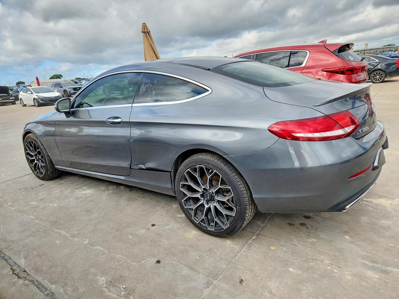 2017 Mercedes-Benz C 300 - zdjęcie 2