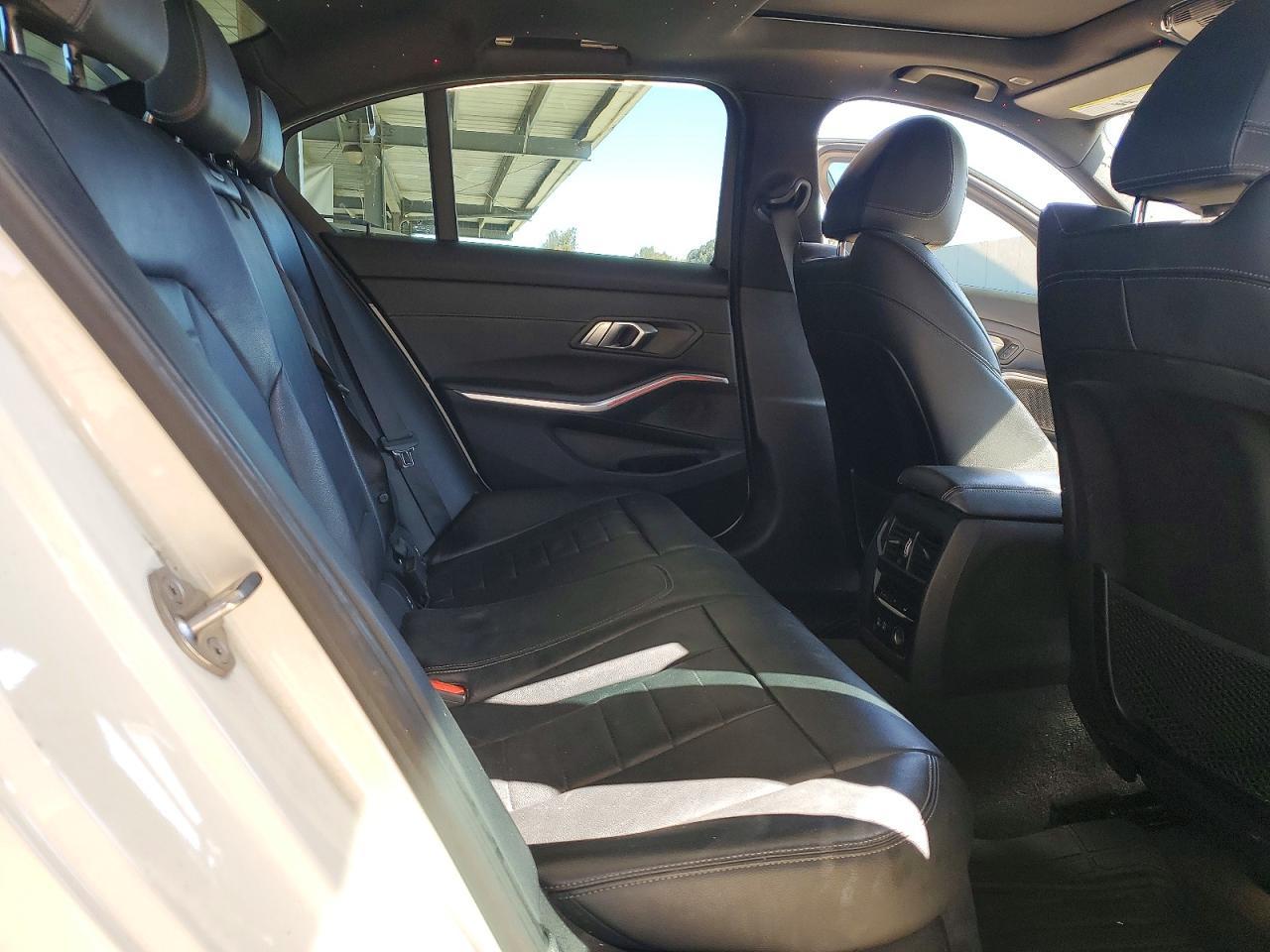 2019 BMW 3 Series - zdjęcie 10