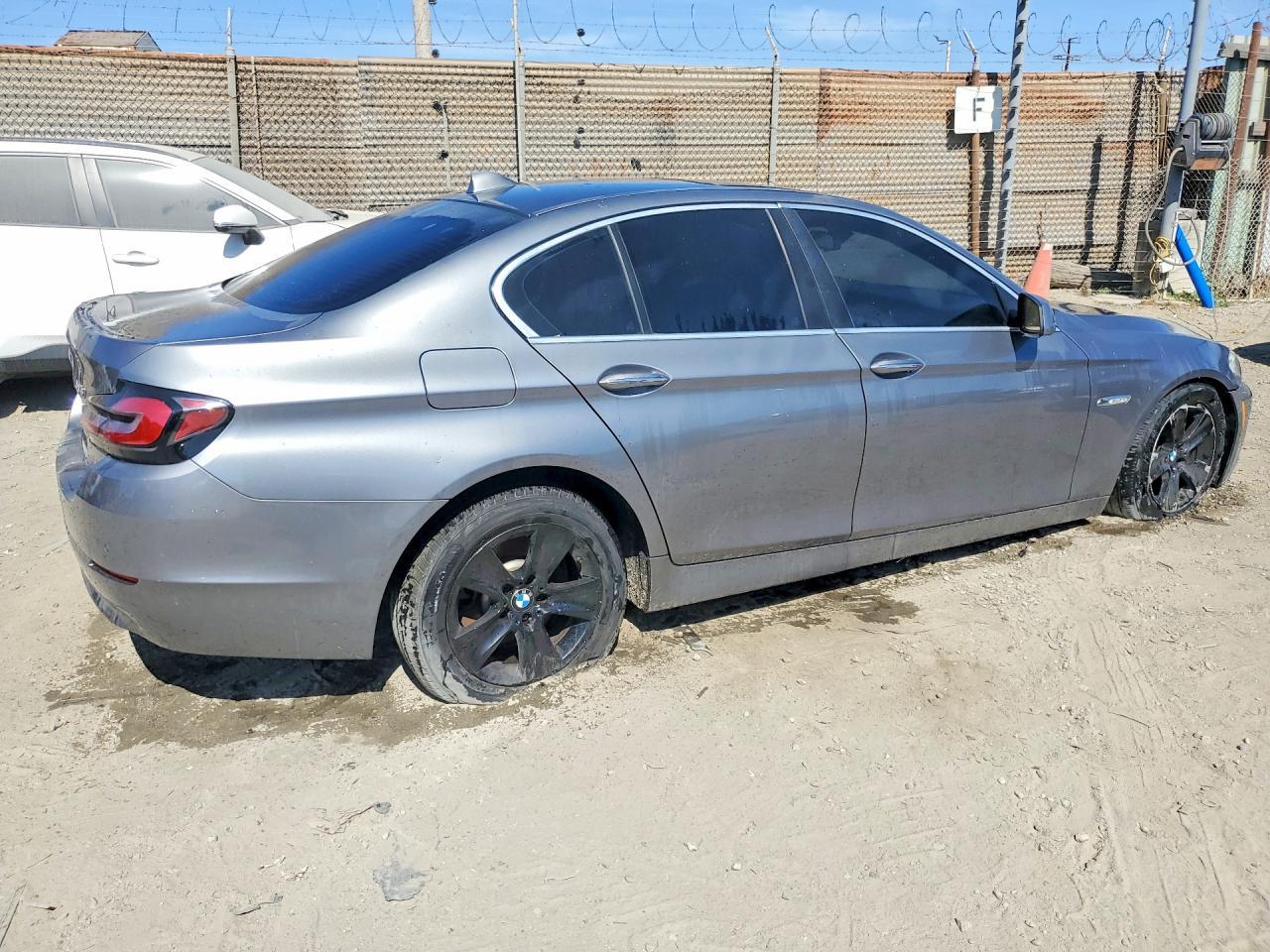2013 BMW 528 I - zdjęcie 3