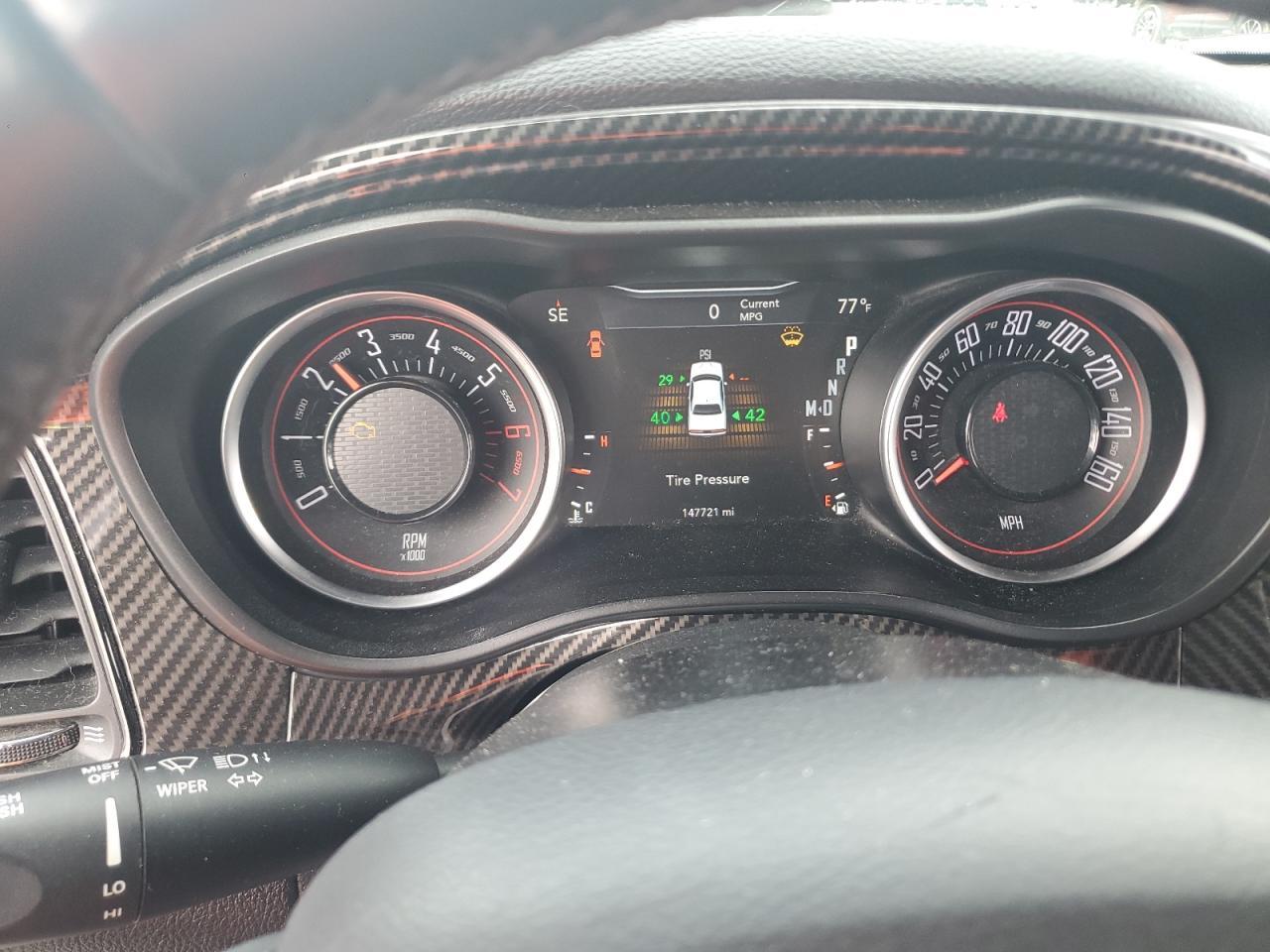 2017 Dodge Challenger R - zdjęcie 9