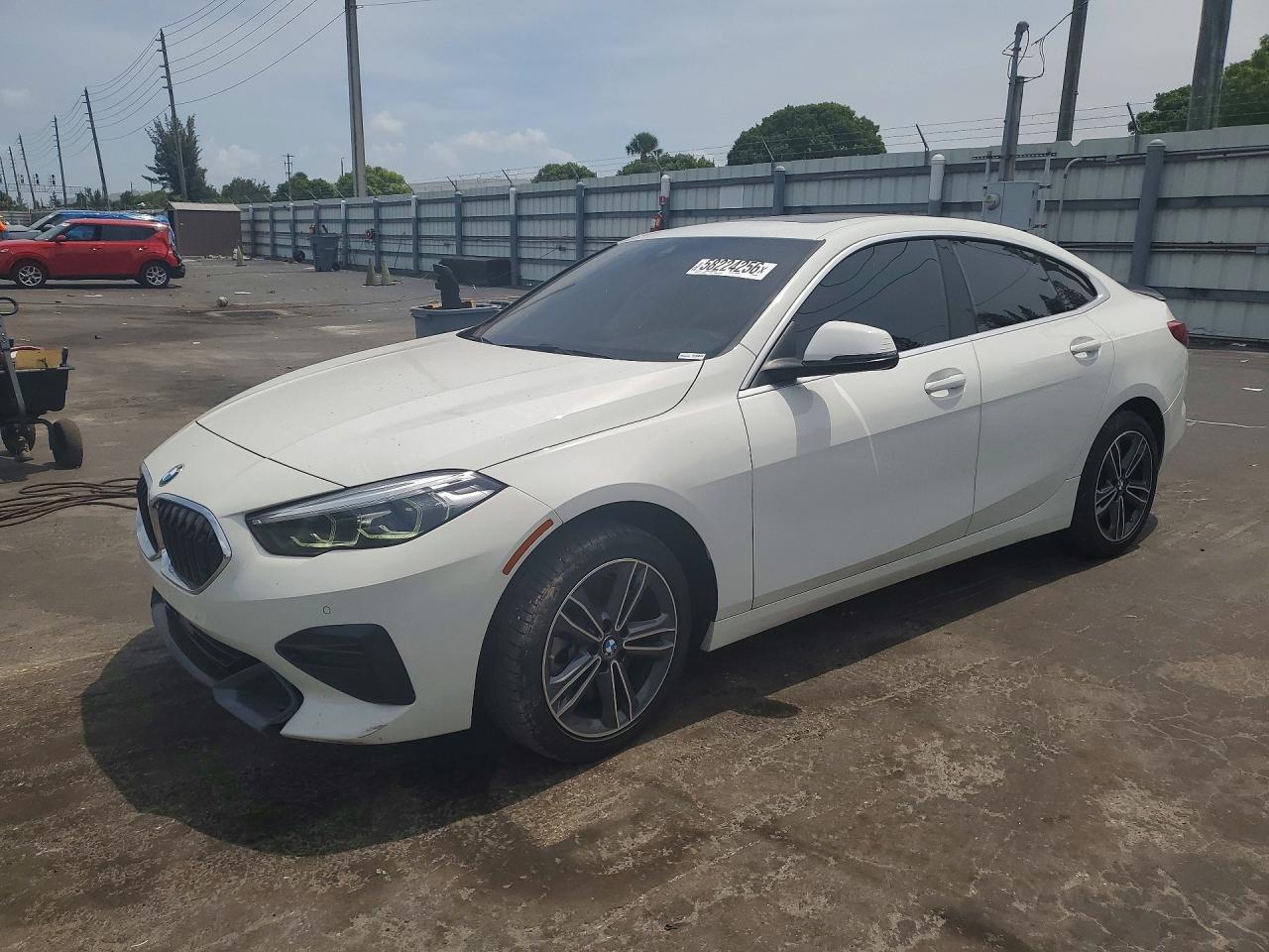 2024 BMW 228Xi - zdjęcie główne