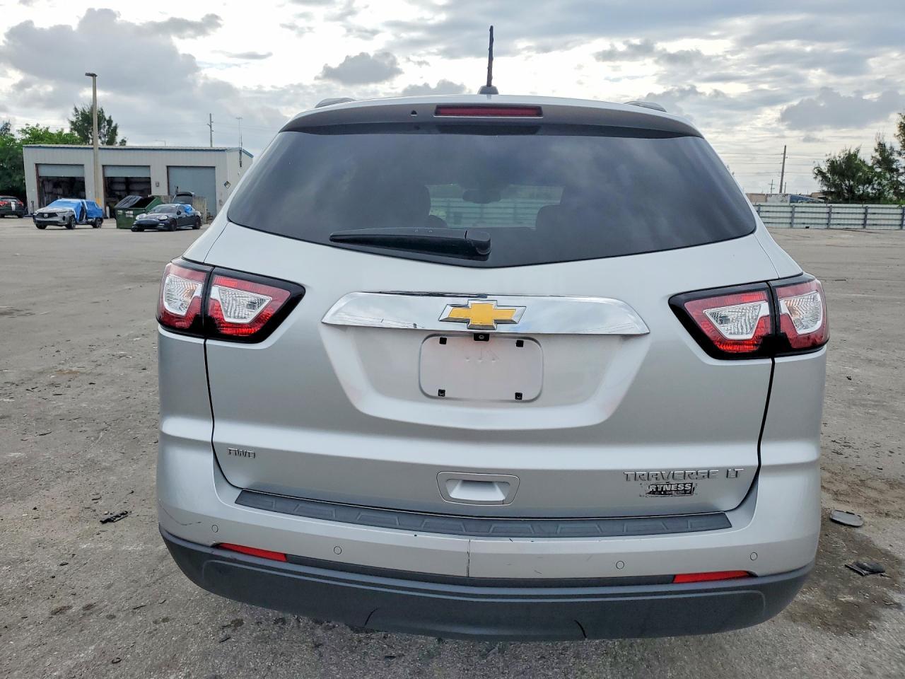 2016 Chevrolet Traverse Lt - zdjęcie 6