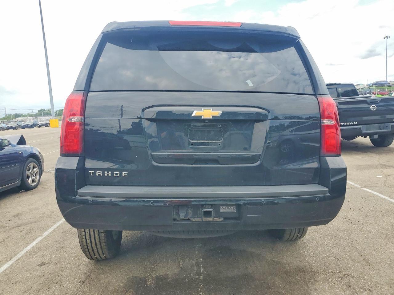 2019 Chevrolet Tahoe C1500 Lt - zdjęcie 6
