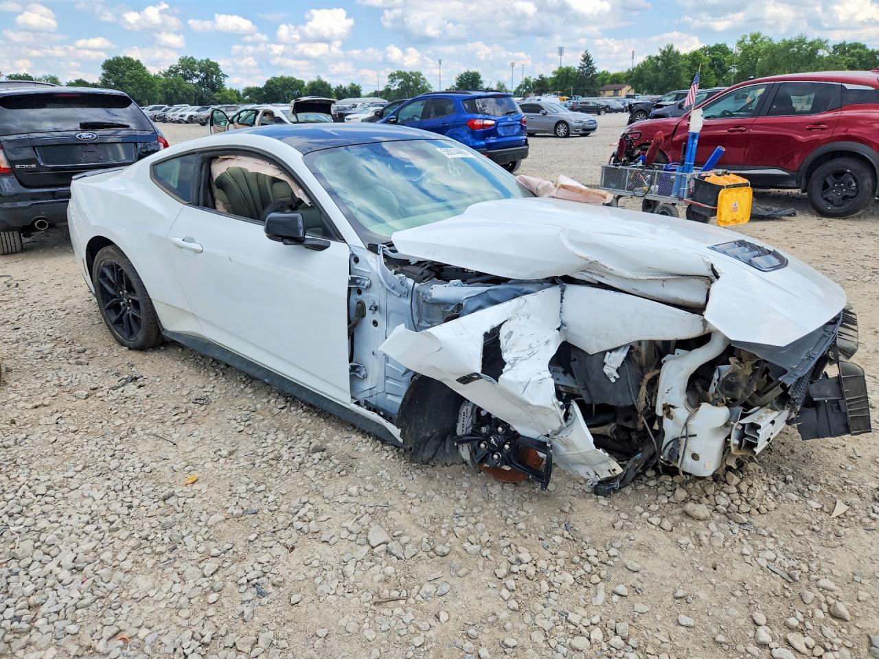 2025 Ford Mustang Gt - zdjęcie 4