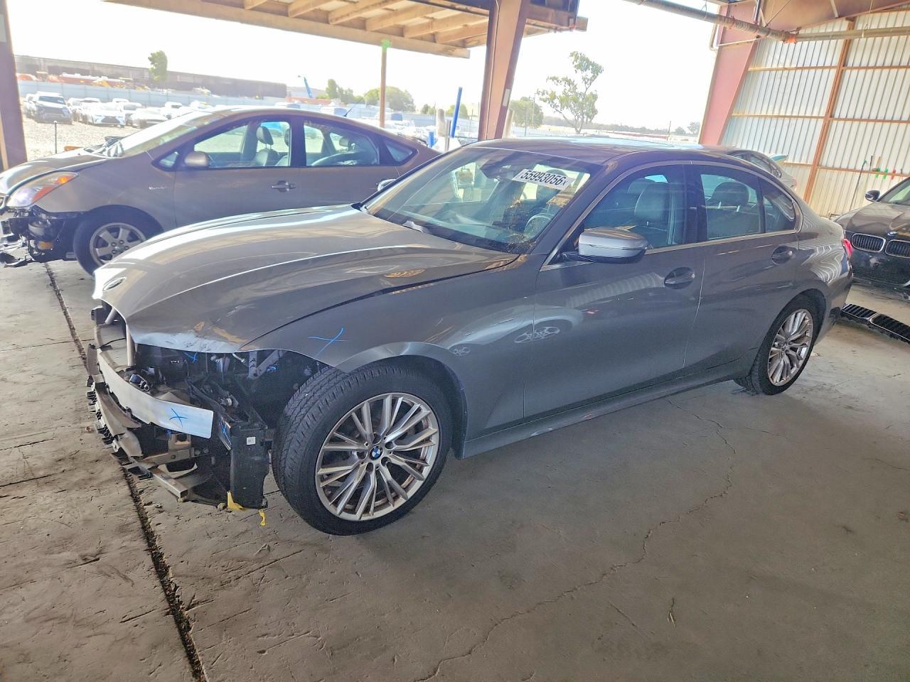 2024 BMW 330I - zdjęcie główne