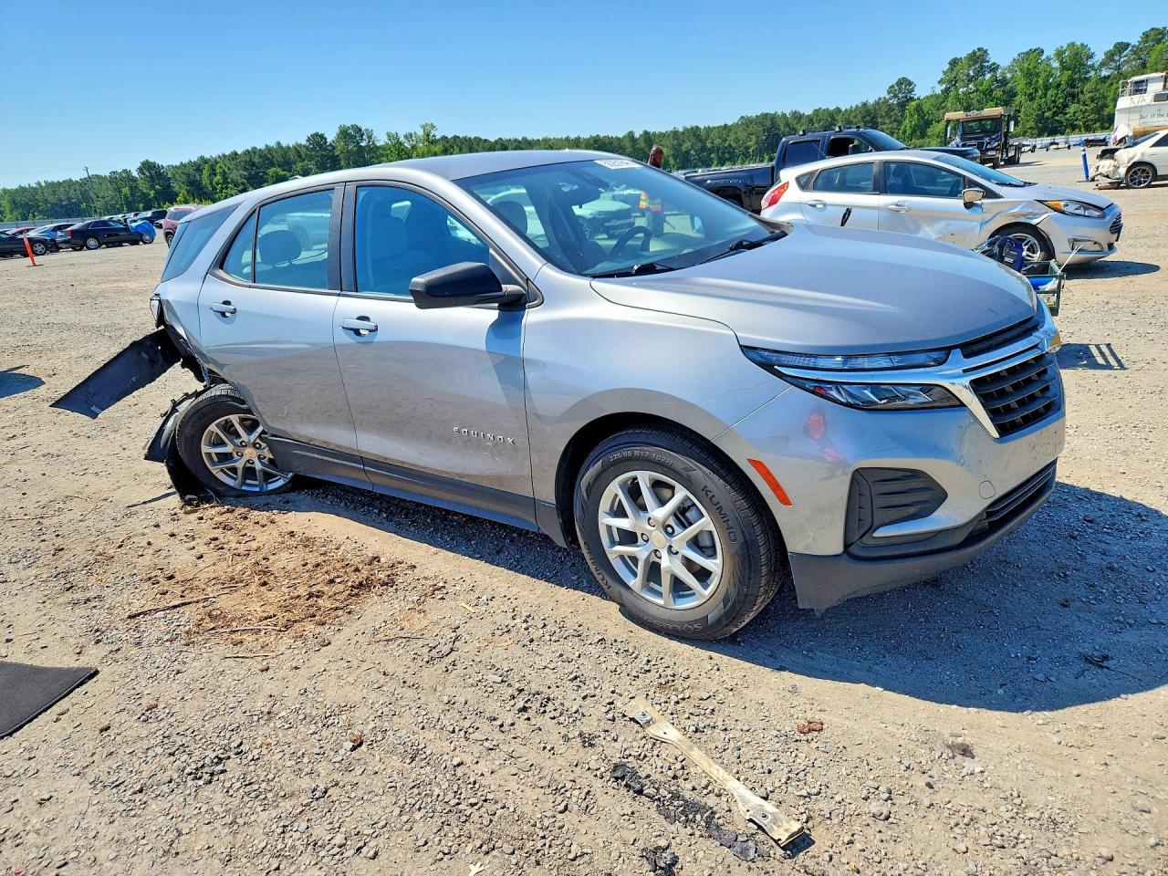 2024 Chevrolet Equinox Ls - zdjęcie 4