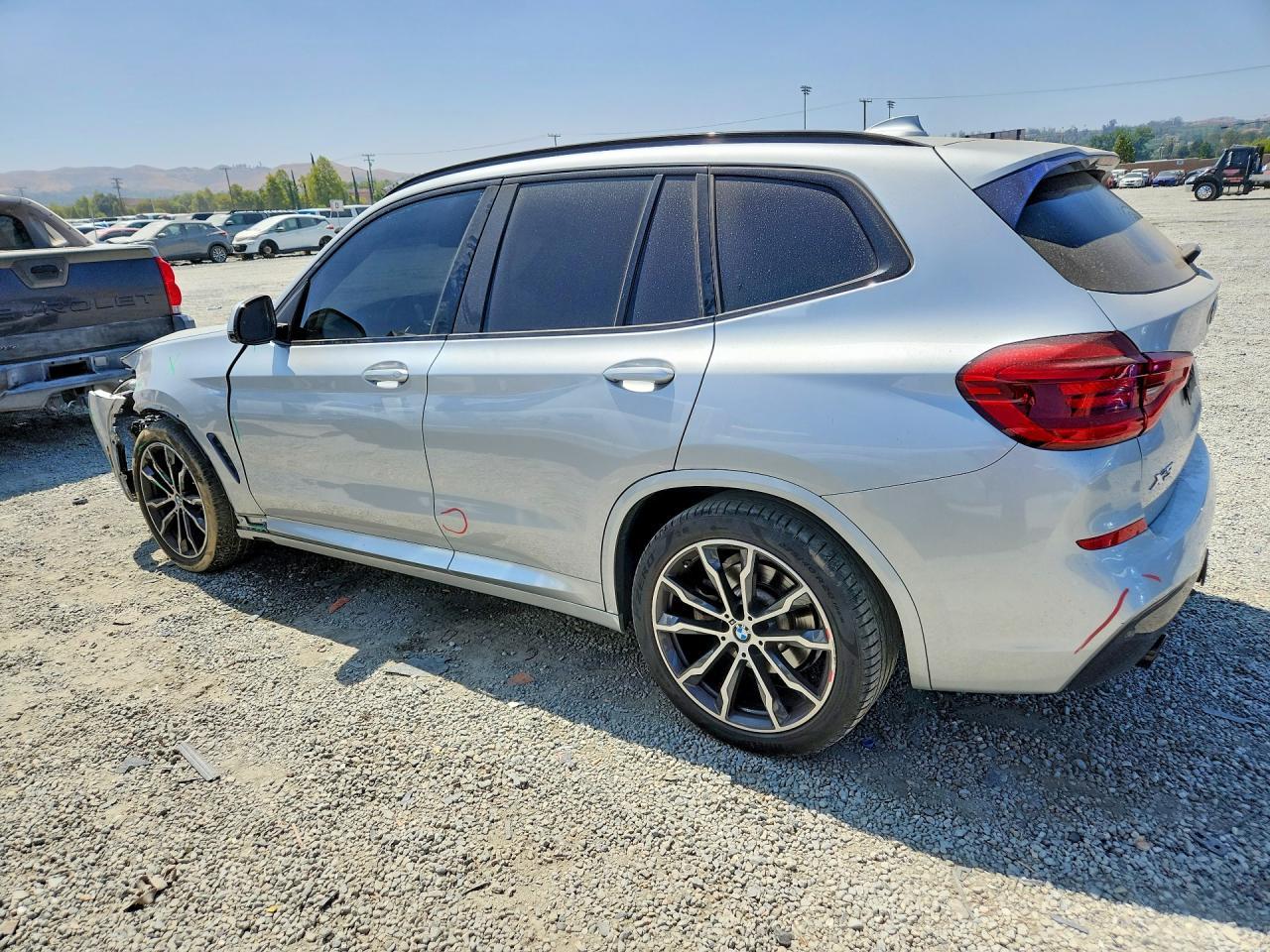 2021 BMW X3 xDrive30I - zdjęcie 2