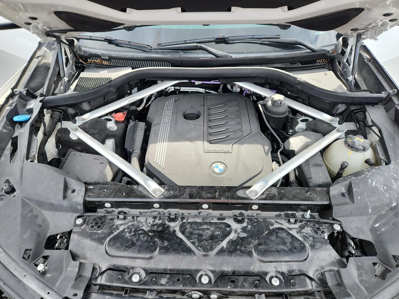 2021 BMW X7 xDrive40I - zdjęcie 12