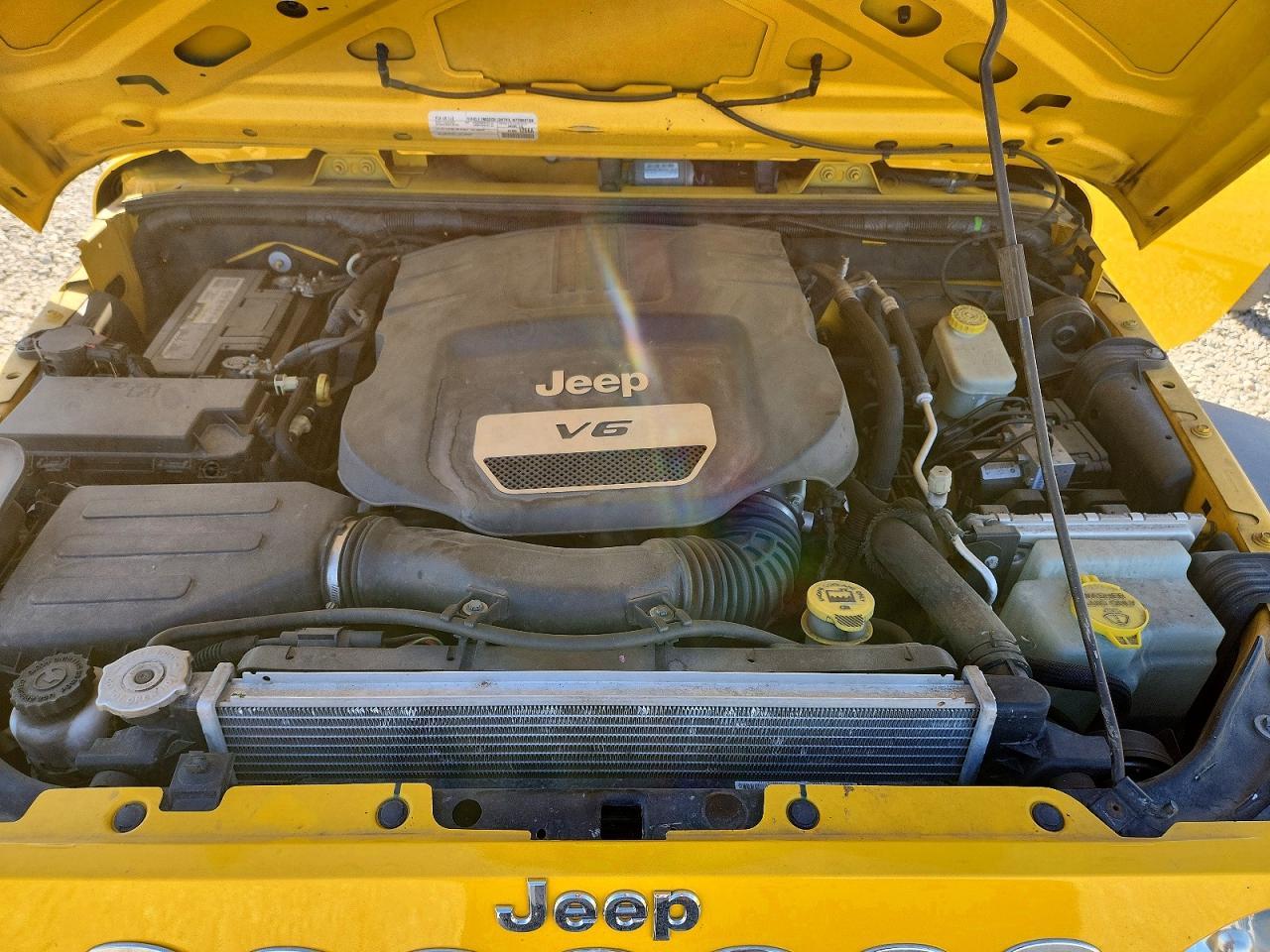2015 Jeep Wrangler Unlimited Sport - zdjęcie 12
