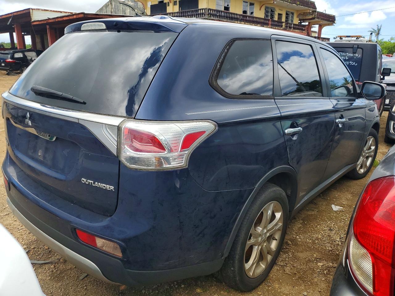 2015 Mitsubishi Outlander Se - zdjęcie 3