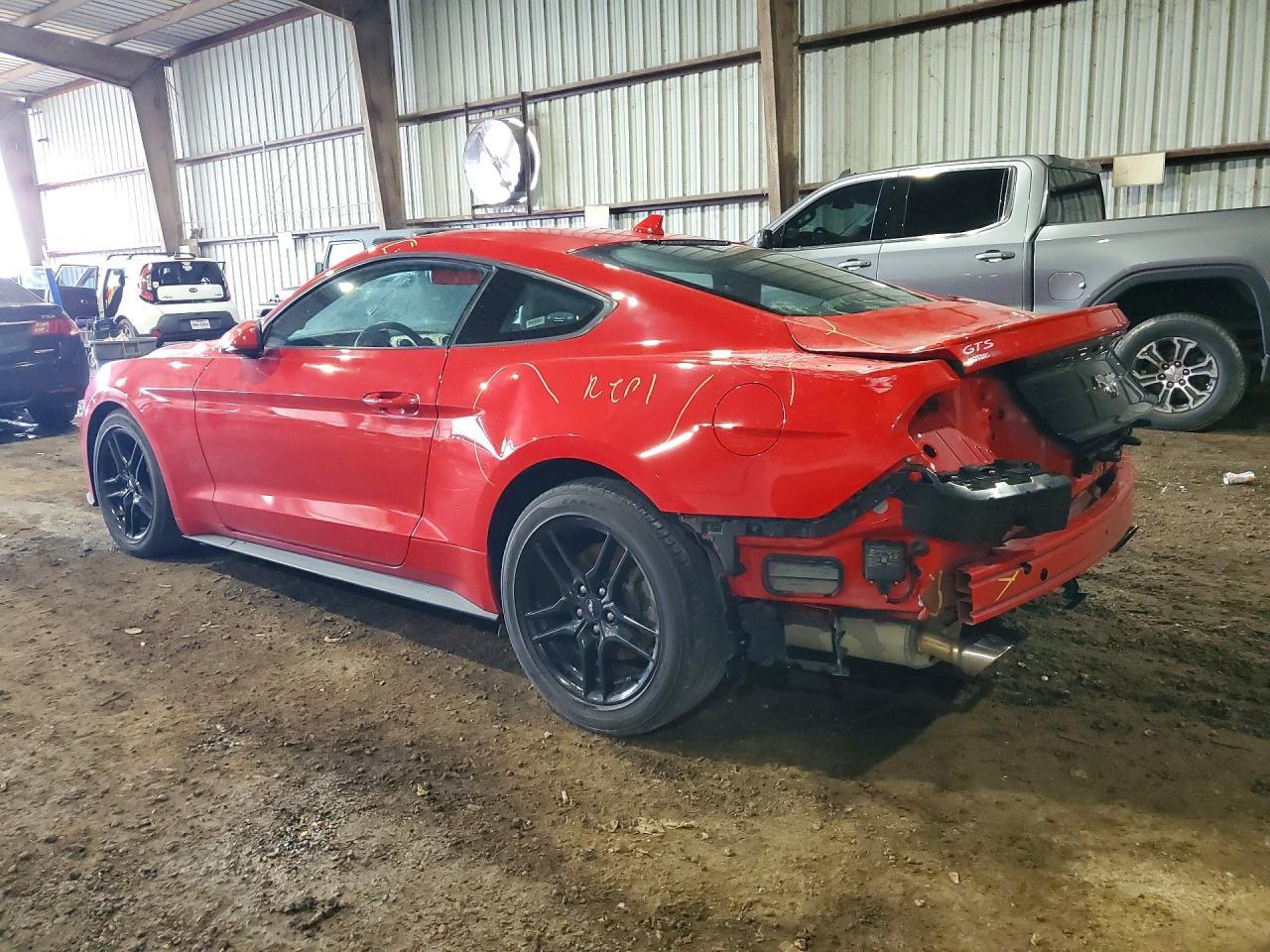 2021 Ford Mustang Ecoboost Premium Fastback - zdjęcie 2