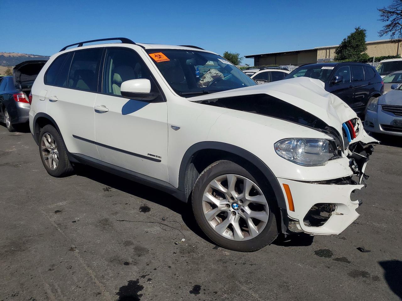 2013 BMW X5 xDrive35I - zdjęcie 4