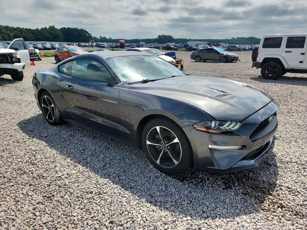 2018 Ford Mustang - zdjęcie 4