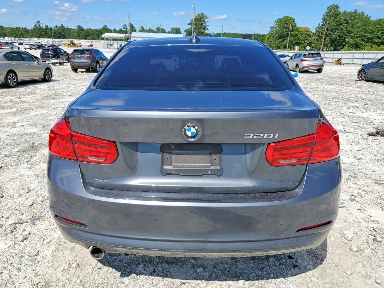 2017 BMW 320 I - zdjęcie 6