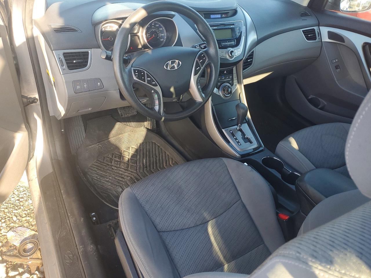 2013 Hyundai Elantra Coupe Gs - zdjęcie 8