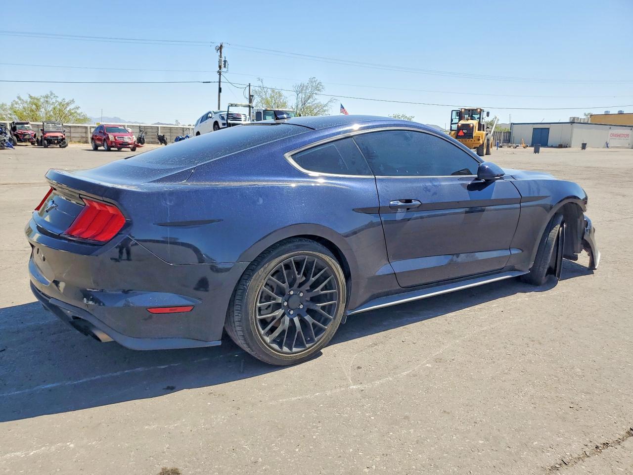 2021 Ford Mustang - zdjęcie 3