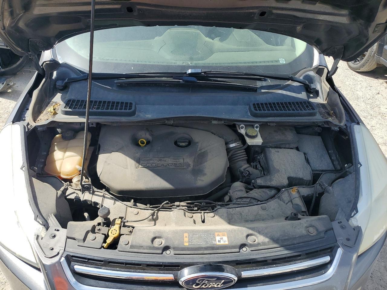 2014 Ford Escape Titanium - zdjęcie 12