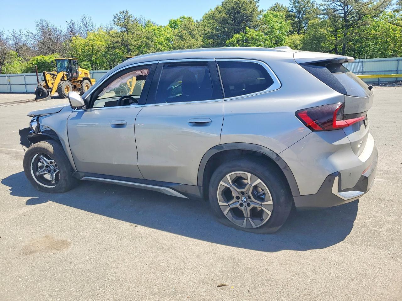 2026 BMW X1 xDrive28I - zdjęcie 2