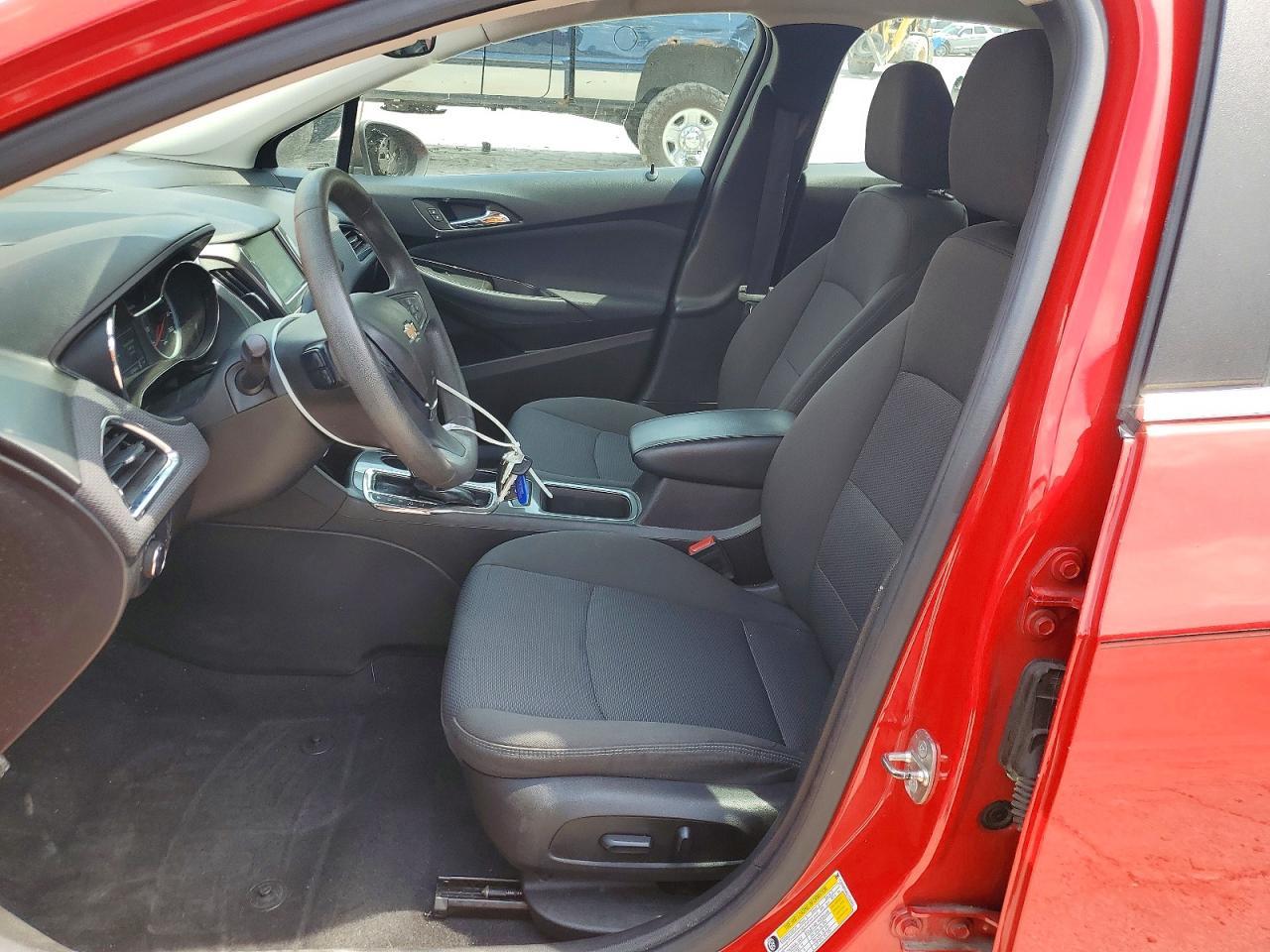 2018 Chevrolet Cruze Lt - zdjęcie 7